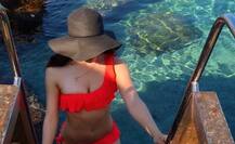 रेड बिकिनी में कैप से चेहरा छुपाती दिखीं ये एक्ट्रेस, हार्दिक पांड्या से थे अफेयर के चर्चे