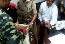 उत्तराखंड: अपर मुख्य सचिव के दफ्तर से पकड़े गए दो बिच्छू, 6 की तलाश जारी