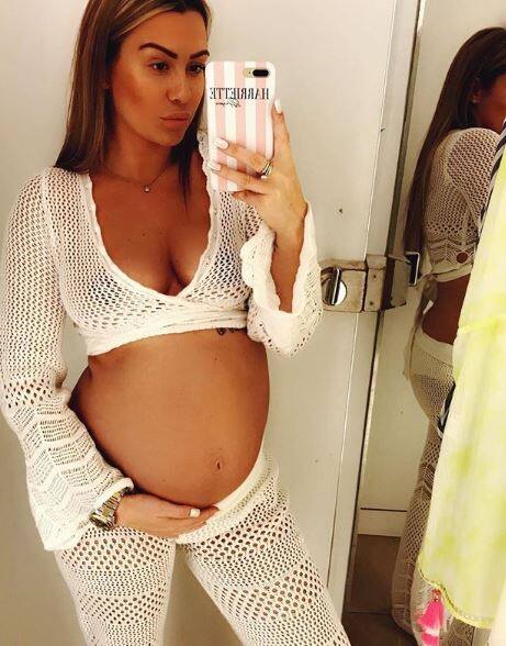 हैरिएट ने कहा कि उसे अपनी बेबी के नन्हें चेहरे को देख कर दुख की घड़ी में हिम्मत मिलती थी. फोटो- इंस्टाग्राम