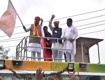 राजस्थान: सत्ता बचाने के लिए वसुंधरा राजे ने शुरू की गौरव यात्रा, अमित शाह ने दिखाई हरी झंडी