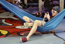 मोबाइल फोन पर अधिक समय बिताने से हाइपरएक्टिविटी डिसऑर्डर का खतरा