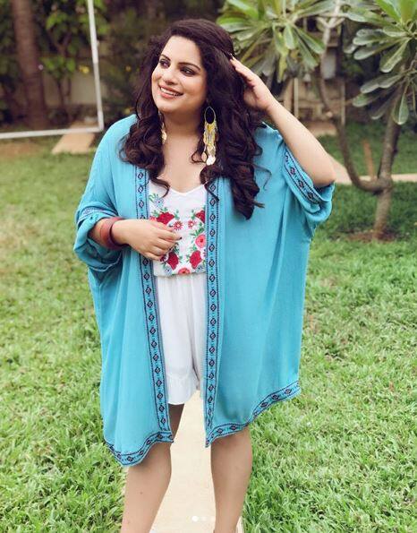  को-एक्ट्रेस और एक्टर के साथ संबंधों के बारे में उन्होंने कहा, 