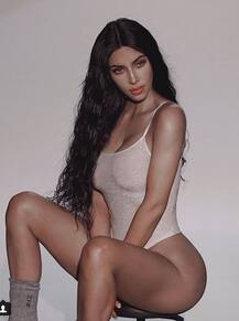 किम कर्दाशियां का नया फोटोशूट इंस्टाग्राम पर ढा रहा है कहर, देखिए तस्वीरें