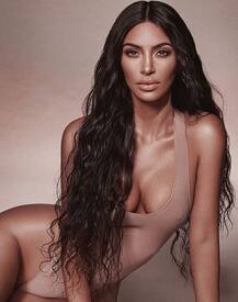 किम कर्दाशियां का नया फोटोशूट इंस्टाग्राम पर ढा रहा है कहर, देखिए तस्वीरें