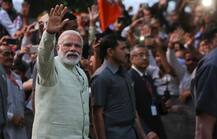 आर्थिक आधार पर आरक्षण देने पर विचार कर रही है मोदी सरकार, कांग्रेस बोली- \'सभी दलों की बैठक हो\'