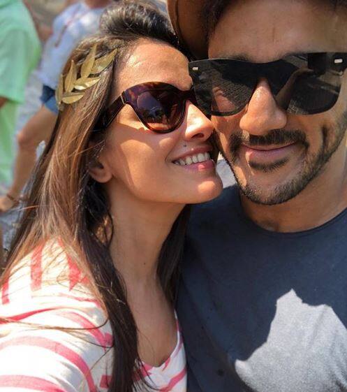 अनिता ने रोहित से लव मैरिज की है. रोहित ने उसे सबसे पहले एक जिम के आगे देखा था और उसके बाद दोनों की प्रेम कहानी आगे चलकर शादी में बदली. फोटो : इंस्टाग्राम