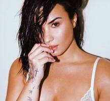 एक्ट्रेस डेमी लोवेटो ने कहा- नशे से छुटकारा पाने के लिए मुझे समय चाहिए