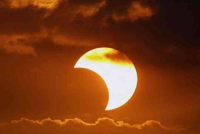 बता दें कि सूतक लगने के बाद मंदिर के कपाट बंद हो जाते है और पूजा वर्जित होता है. तस्वीर: गूगल फ्री इमेज