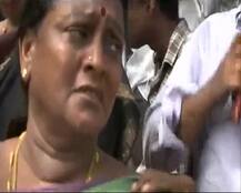 करुणानिधि ने चेन्नई में ली अंतिम सांस, समर्थकों का रो-रोकर बुरा हाल