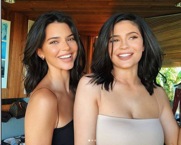 काइली का जन्म साल 1997 में हुआ था तो वहीं केंडल का जन्म 1995 में हुआ. तस्वीर: इंस्टाग्राम