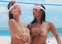 काइली और केंडल जेनर की ई-कॉमर्स वेबसाइट के लिए टॉपलेस हुईं मॉडल्स, देखें तस्वीरें