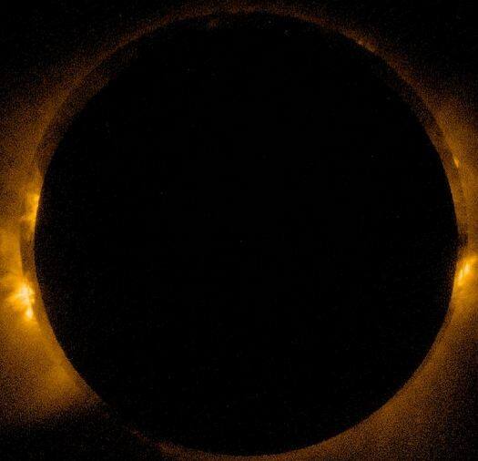 अगर सूर्य ग्रहण से प्रतिष्ठा पर संकट हो तो काम शुरू करने से पहले मीठा खाएं. फोटोः गूगल फ्री इमेज