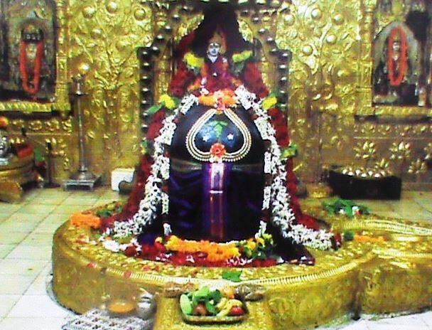 त्रिकालदर्शी भगवान शंकर को जल चढ़ाने का आज सबसे शुभ मुहूर्त दिन के 12 बजे से 12:52 के बीच है. फोटो : गूगल फ्री इमेज
