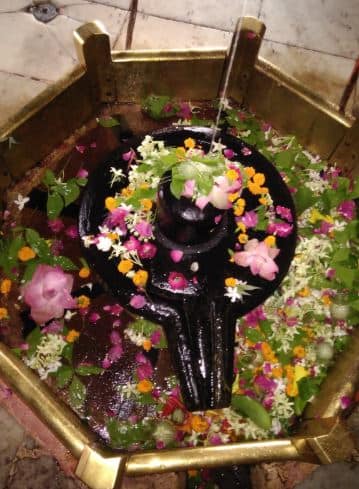 मान्यताओं के अनुसार सावन की शिवरात्रि को व्रत रखने से भक्तों को मनचाहा जीवनसाथी मिलता है. फोटो : गूगल फ्री इमेज