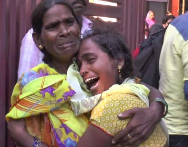 गोरखपुर ट्रेजडीः आक्सीजन कांड की बरसी, किसी के घर का दीपक बुझा तो कहीं रूठ गईं खुशियां gorakhpur brd medical college tragedy one year गोरखपुर ट्रेजडीः आक्सीजन कांड की बरसी, किसी के घर का दीपक बुझा तो कहीं रूठ गईं खुशियां