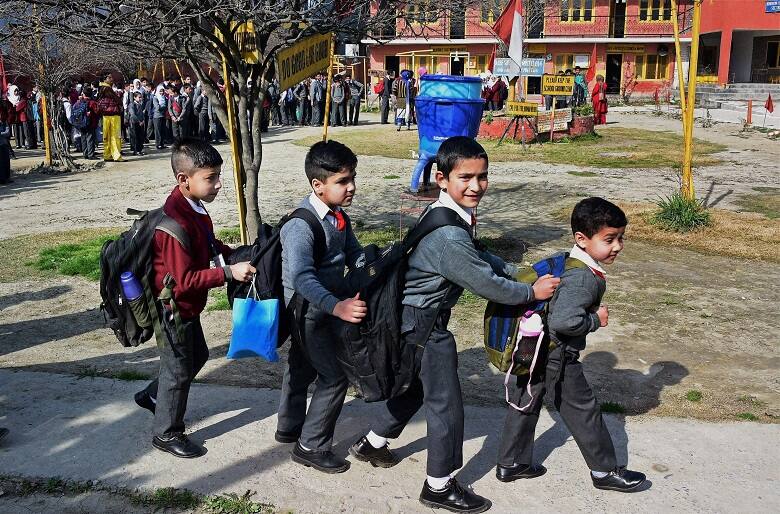 Children must have a good atmosphere in the field of compaction 'बच्चों को कंपटीशन के बीच अच्छा माहौल देना आवश्यक'