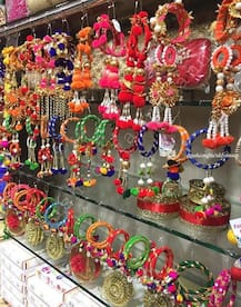 हरियाली तीज पर दिखना चाहती हैं सबसे अलग तो इन टिप्स को जरूर पढ़ें