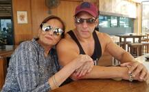 मां सलमा खान के साथ माल्टा घूम रहे हैं सलमान खान, देखें वीडियो