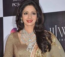 IN PICS: श्रीदेवी ने ही शुरू किया था सेट पर मम्मी को ले जाने का कल्चर, ये हैं उनसे जुड़े कुछ दिलचस्प किस्से