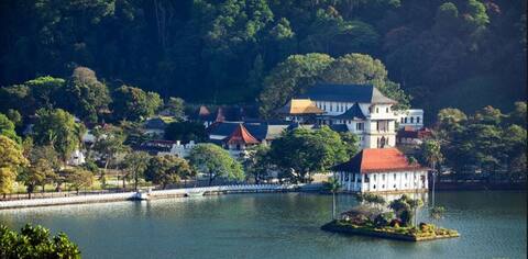 श्रीलंका: टूरिस्ट पुलिस सीखेगी हिन्दी, सुरक्षा की खातिर 25 नए पुलिस थाने बनाए जाएंगे श्रीलंका: टूरिस्ट पुलिस सीखेगी हिन्दी, सुरक्षा की खातिर 25 नए पुलिस थाने बनाए जाएंगे