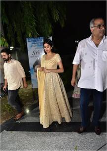 Photos: एक्ट्रेस श्रीदेवी की 55वीं जयंती पर परिवार ने किया याद, जाह्नवी की आंखें हुई नम