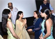 Photos: एक्ट्रेस श्रीदेवी की 55वीं जयंती पर परिवार ने किया याद, जाह्नवी की आंखें हुई नम