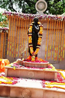 वाराणसी की इस जेल से जुड़ी है चंद्रशेखर के \'आजाद\' नाम पड़ने की कहानी