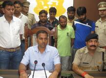 मथुरा में लिफ्ट देकर लूटने वाला गिरोह पकड़ा गया, पांच बदमाश गिरफ्तार