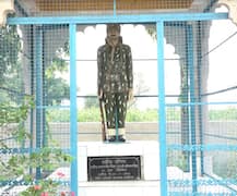 यूपी के इस गांव के हर घर से एक युवा है देश की सुरक्षा में तैनात