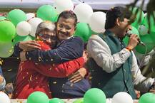 केजरीवाल ने अनोखे अंदाज में ठुकराया आशुतोष का इस्तीफा, कहा- ना, इस जन्म में तो नहीं