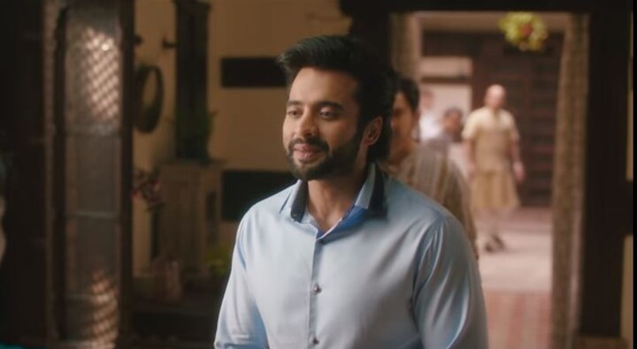 mitron's trailer released , jacky bhagnani said dis film is close to my heart  VIDEO: मजेदार है 'मित्रों' का ट्रेलर, जैकी भगनानी बोले - मेरे दिल के करीब है फिल्म