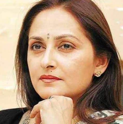 बॉलीवुड एक्ट्रेस और राजनीतिज्ञ जयाप्रदा ने अटल बिहारी वाजपेयी जी को सोशल मीडिया पर श्रद्धांजलि देते हुए अपने मन की बता कुछ इस तरह बयां कीं. फोटोः इंस्टाग्राम
  
