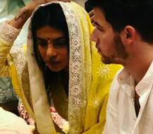 प्रियंका चोपड़ा और निक जोनास की रोके की तस्वीरें हो रहीं हैं वायरल, आप भी देखें