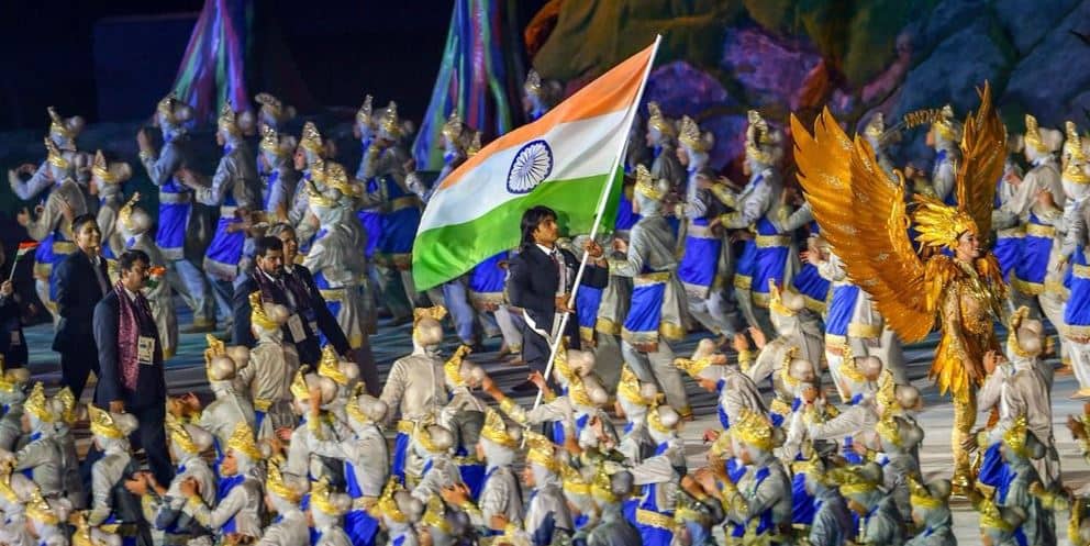Asian Games 2018 Live : Opening ceremoney Neeraj Chopra leading India Asian Games 2018: शुरू हुए एशियन गेम्स, कल से जलवा दिखाएंगे भारतीय खिलाड़ी