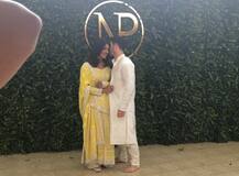 पंडित और मेहमानों के साथ शुरू हुई निक-प्रियंका की रोका सेरेमनी, ये रही सबसे पहली तस्वीर