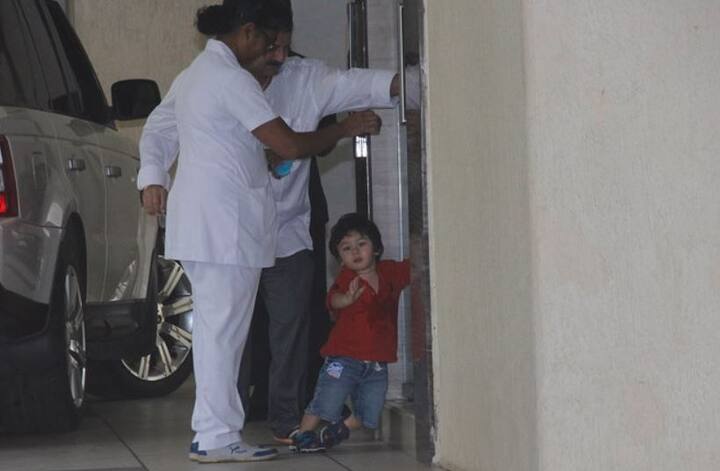  तैमूर की लोकप्रियता को लेकर मां और एक्ट्रेस करीना ने एक इंटरव्यू में कहा था, 'मुझे लगता है कि तैमूर को जरूरत से ज्यादा मीडिया हाइप मिल रही है. फोटो - इंस्टाग्राम