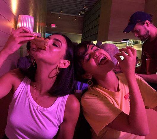 सेलेना गोमेज खुश हैं कि उनकी किडनी ट्रांसप्लांट के दौरान उन्हें प्रशंसकों और दोस्तों का भरपूर प्यार और समर्थन मिला.फोटोः इंस्टाग्राम