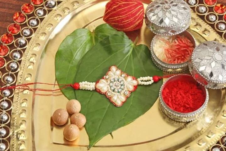 सावन महीने में पूर्णिमा 25 अगस्त, 2018 दिन शनिवार को शाम के 3 बजकर 16 मिनट से शुरू हो जाएगी. फिर यह पूर्णिमा 26 अगस्त यानि रविवार को शाम के 5 बजकर 25 मिनट पर खत्म होगी. तस्वीर: गूगल फ्री इमेज