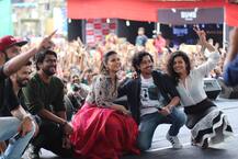 SONG: पुराने अंदाज में लौटीं काजोल, \'यादों की अलमीरा\' में दिखा मस्तीभरा अंदाज