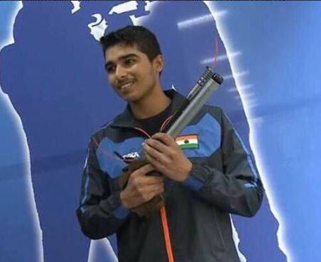 मेरठ: शूटिंग में गोल्ड जीतने वाले सौरभ चौधरी को 50 लाख रुपए और सरकारी नौकरी देगी योगी सरकार Yogi govt announced 50 lakh rupees and government job for Saurabh chowdhary who wins gold medal in shooting मेरठ: शूटिंग में गोल्ड जीतने वाले सौरभ चौधरी को 50 लाख रुपए और सरकारी नौकरी देगी योगी सरकार