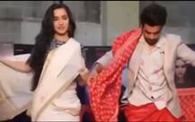 साड़ी पहनते हुए राजकुमार राव का ये VIDEO हो रहा वायरल, श्रद्धा भी करती दिखीं मस्ती