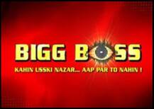 Bigg Boss: जानिए- अपने पहले सीजन से ही क्यों बन गया था देश का सबसे विवादित रिएलिटी शो?