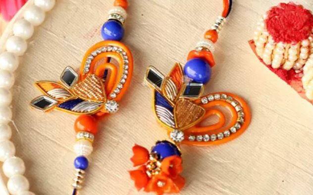 वहीं मीन राशि वाले लोग सेहत का ख्याल भी रखें, कीमती चीजों का ख्याल रखें और इन चीजों को अपने साथ लेकर ना घूमें. इसके साथ ही बिजली का काम करते समय सतर्क रहें. तस्वीर: गूगल फ्री इमेज 