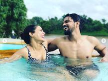 ब्वॉयफ्रेंड रॉकी के साथ हिना खान स्वीमिंग पूल में बिखेर रही हैं हॉटनेस के जलवे