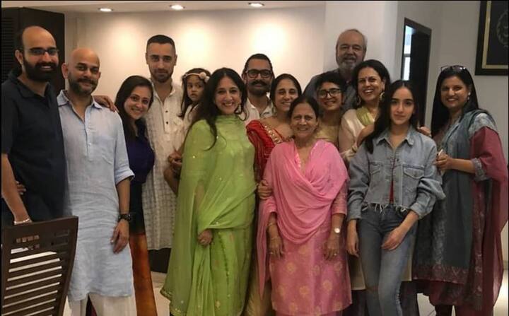 आमिर खान की मां, उनकी पत्नी, उनकी बहने और भांजे इमरान खान एक ही तस्वीर में साथ दिखाई दिए. (तस्वीर: इंस्टाग्राम)