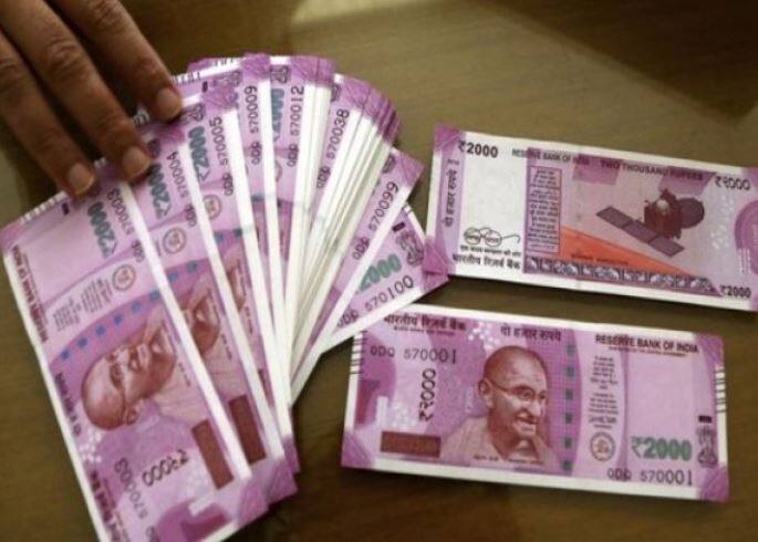 मोदी सरकार दे सकती है केंद्रीय कर्मचारियों को तोहफा, मंहगाई भत्ता दो फीसदी बढ़ने की उम्मीद Modi lead Center Government might increase dearness allowance by 2% मोदी सरकार दे सकती है केंद्रीय कर्मचारियों को तोहफा, मंहगाई भत्ता दो फीसदी बढ़ने की उम्मीद