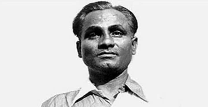 हॉकी के मशहूर भारतीय खिलाड़ी मेजर ध्यानचंद की आज 113वीं जयंती है. इस दिन को भारत में खेल दिवस के रूप में मनाया जाता है. इस मौके पर देश और दुनिया में उन्हें याद किया जा रहा है. ऐसे में हम आपको बताने जा रहे हैं मेजर ध्यानचंद के जीवन का सबसे खास वो पल जब दुनिया के मशहूर तानाशाह हिटलर ने उन्हें 'हॉकी का जादूगर' करार दिया था. फोटो-गूगल फ्री इमेज 