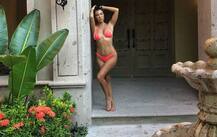 कॉर्टनी कर्दाशियां ने रेड कलर की बिकिनी में कराया कुछ ऐसा फोटोशूट