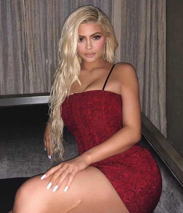 बिजनेस वुमन के रूप में मशहूर काइली ने बेहद कम समय में 90 करोड़ डॉलर की संपत्ति अर्जित करने में बड़ी कामयाबी हासिल की है. फोटोः इंस्टाग्राम