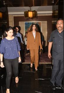 \'द ज़ोया फैक्टर\' में ऐसा होगा सोनम कपूर का लुक, देखें तस्वीरें